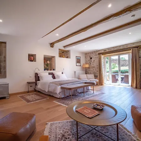 Bed & Breakfast Marcausi 4*