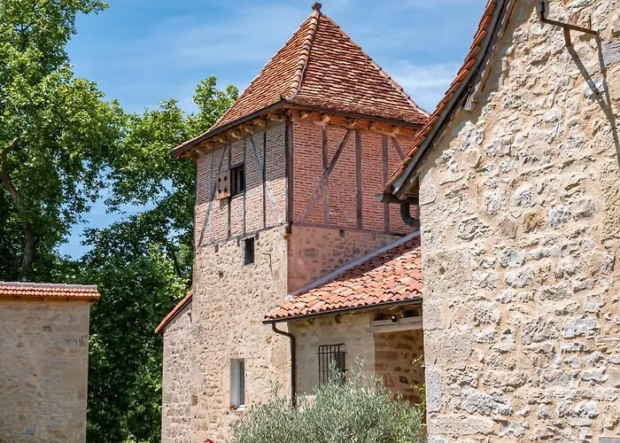 Marcausi Couette-café Lissac et Mouret